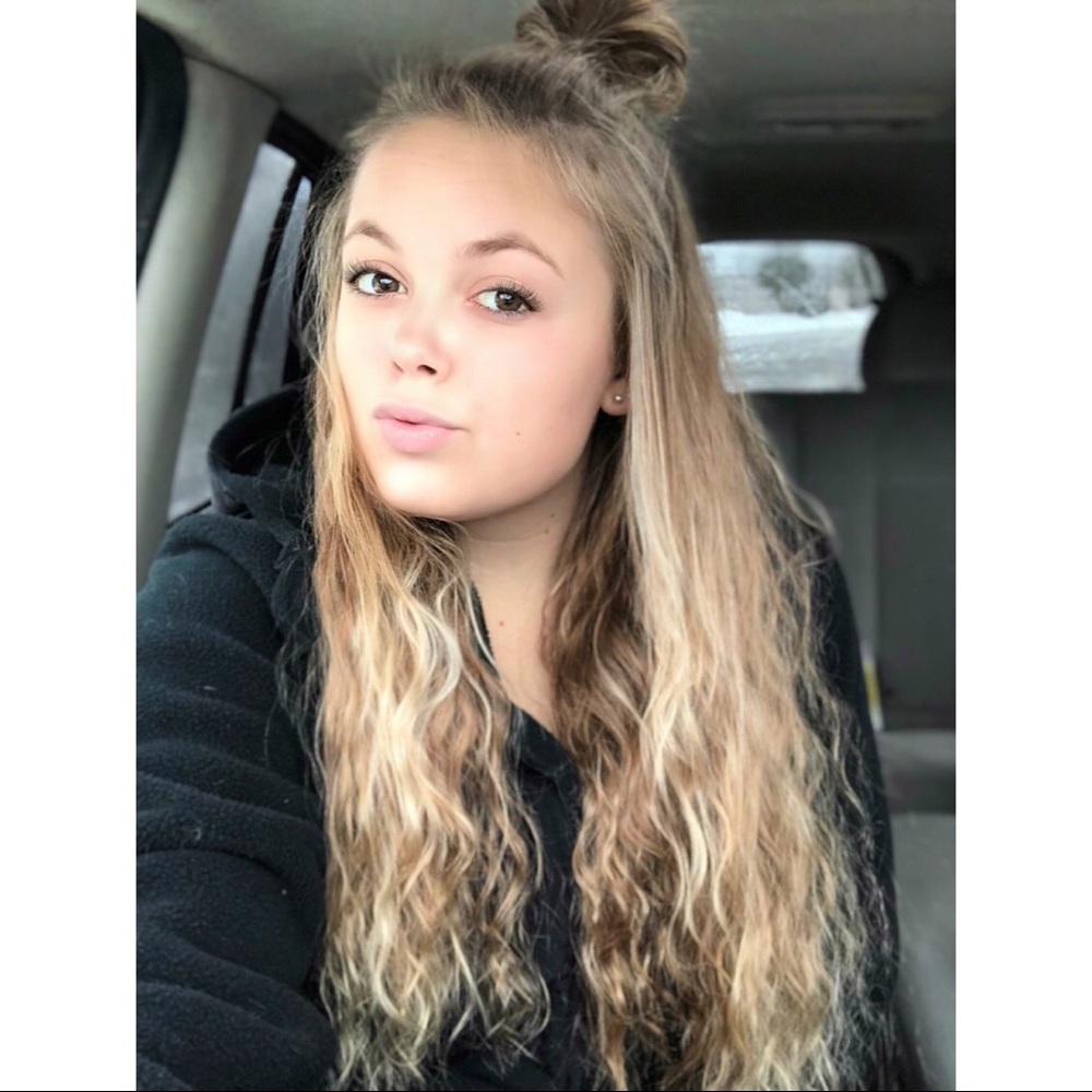 Meet your Posher, Breanna